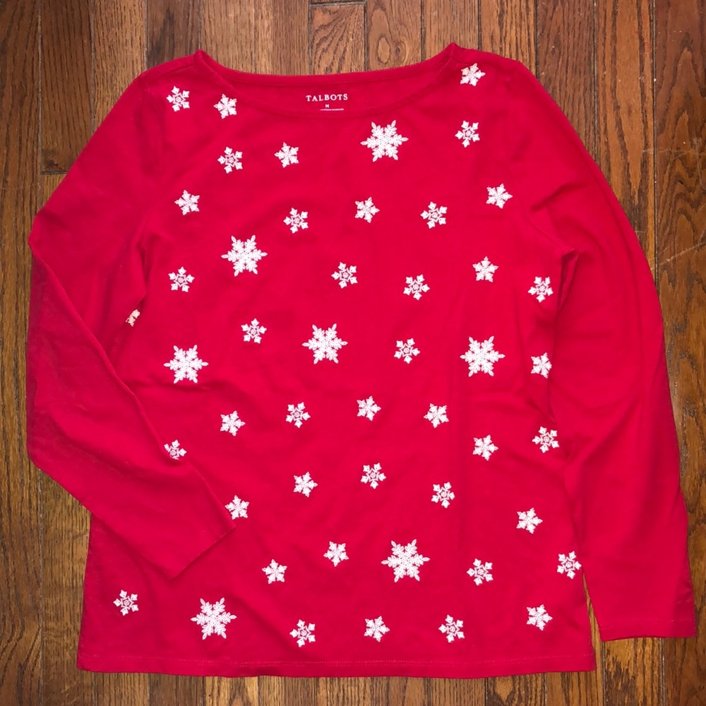 EUC Talbots embroidered snowflake tee